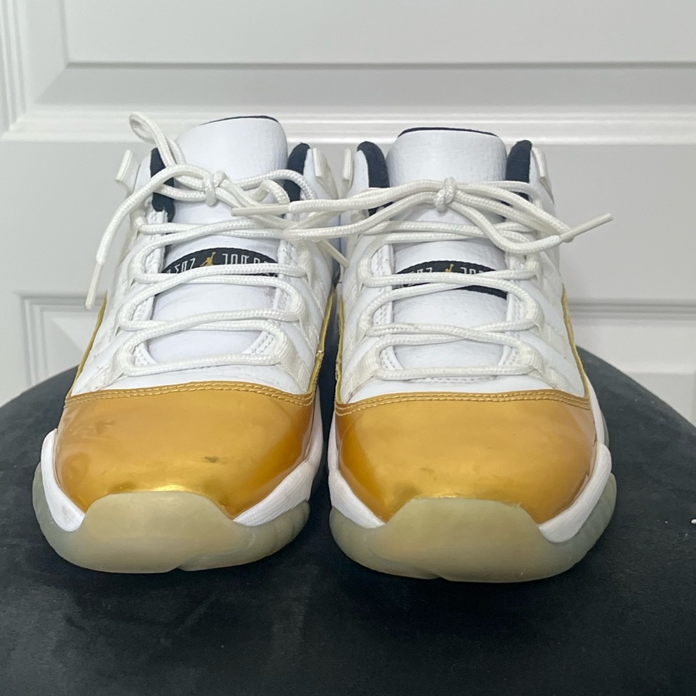 Jordan Retro 11 Low “Closing Ceremony” (GS)